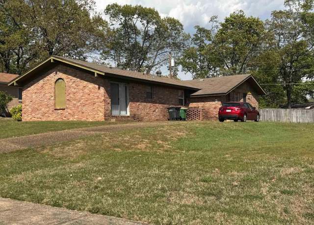Property at 9006 Woodbine Dr, Sherwood, AR 72120, 6 beds