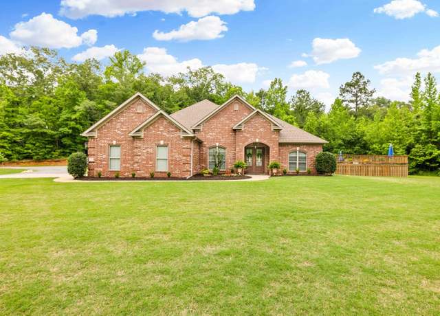 Property at 3891 Harrison Rd, Benton, AR 72019, 3 beds, 2 baths