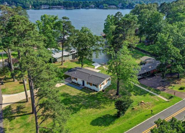 Property at 125 Lindale Cir, Hot Springs, AR 71913, 2 beds, 2 baths