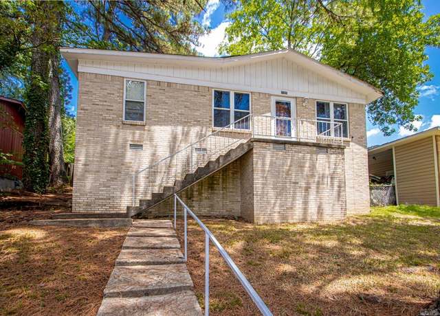 Property at 2406 N Berkley Dr, North Little Rock, AR 72118, 3 beds, 1.5 baths