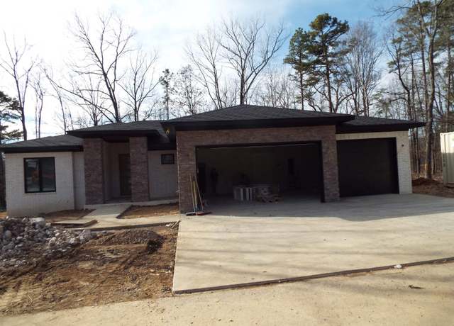 Property at 47 Estrella Way, Hot Springs Village, AR 71909, 3 beds, 2.5 baths