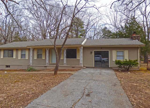 Property at 71 Shoshone Dr, Cherokee Village, AR 72529, 3 beds, 1.5 baths