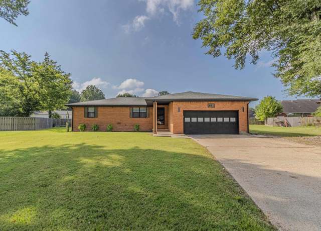 Property at 401 Hayes Pl, Paragould, AR, 3 beds, 2 baths