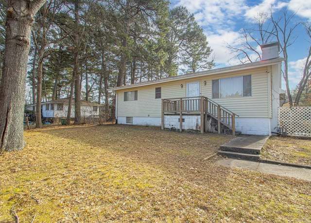 Property at 7425 Shady Grove Rd, Little Rock, AR 72209, 3 beds, 1.5 baths
