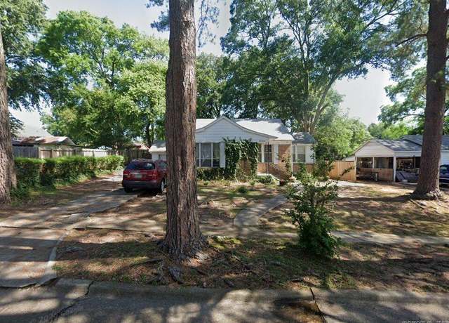 Property at 216 E Conway, Benton, AR 72015, 3 beds, 3 baths