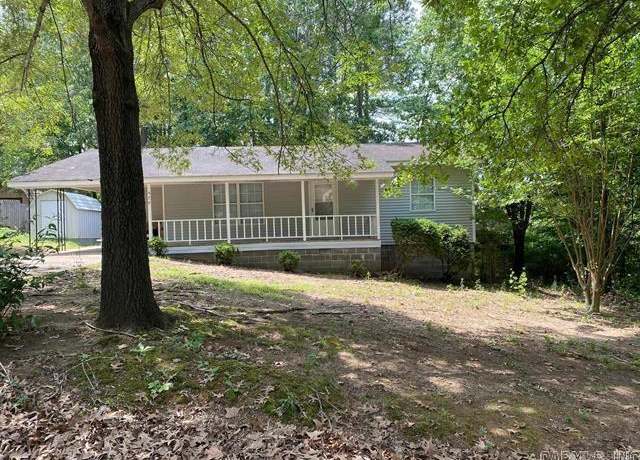 Property at 429 E Moore St, Heber Springs, AR 72543, 2 beds, 1 bath