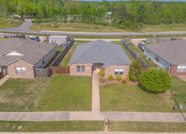 Property at 9605 Northbrook Dr, North Little Rock, AR 72120, 3 beds, 2 baths
