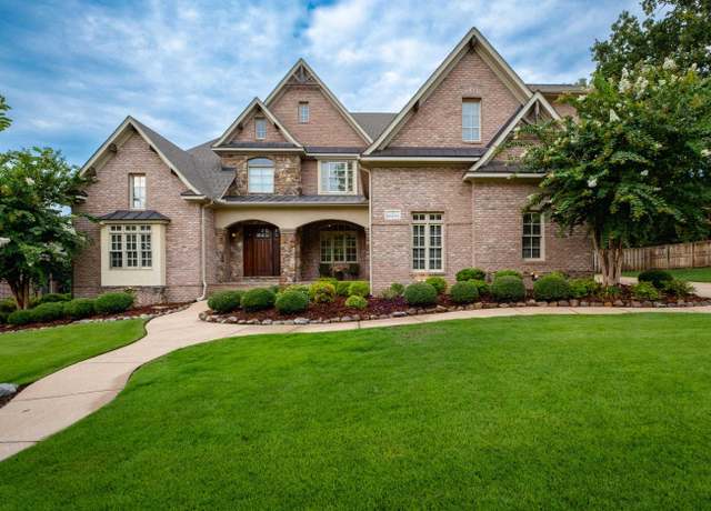 Property at 7 Germay Ct, Little Rock, AR 72223, 5 beds, 4.5 baths