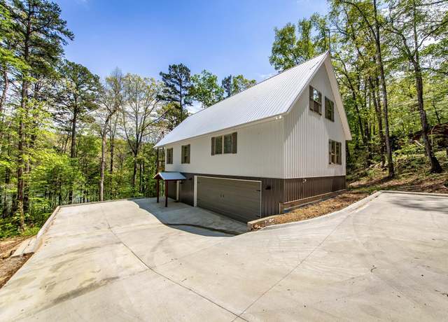 Property at 93 Pocahontas Ln, Greers Ferry, AR 72067, 3 beds, 2.5 baths