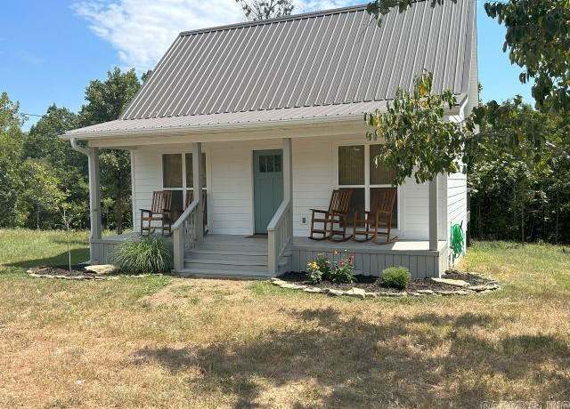 Property at 5703 Mc 5004, Valley Springs, AR 72687, 2 beds, 1 bath