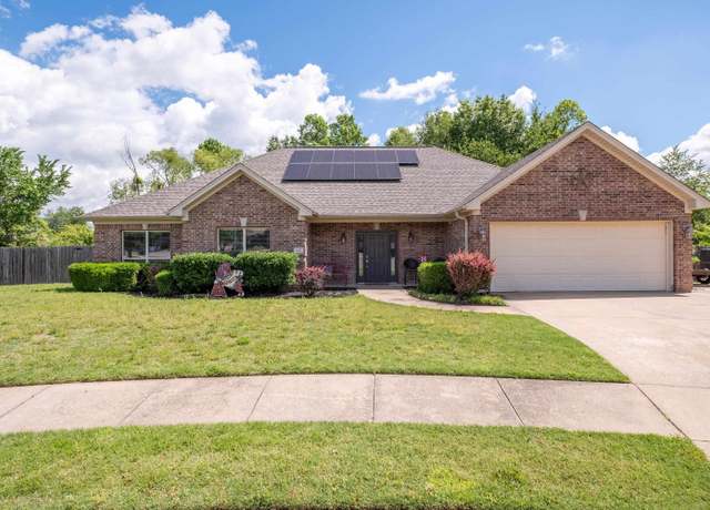 Property at 3407 Hemlock Cv, Benton, AR 72015, 3 beds, 2 baths