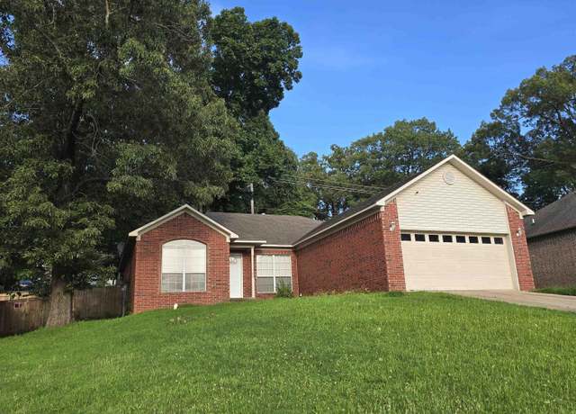 Property at 1208 Pinnacle Dr, Jacksonville, AR 72076, 3 beds, 2 baths
