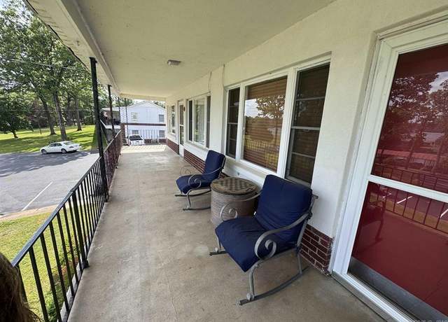 Property at 210 Aberina St Unit E-4, Hot Springs, AR 71913, 1 bed, 1 bath