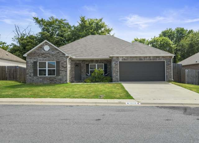 Property at 2020 Mary Alice Dr, Conway, AR 72032, 4 beds, 2 baths