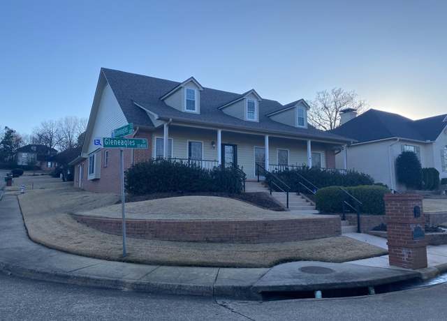 Property at 12411 Glen Eagles, Little Rock, AR 72212, 3 beds, 2 baths