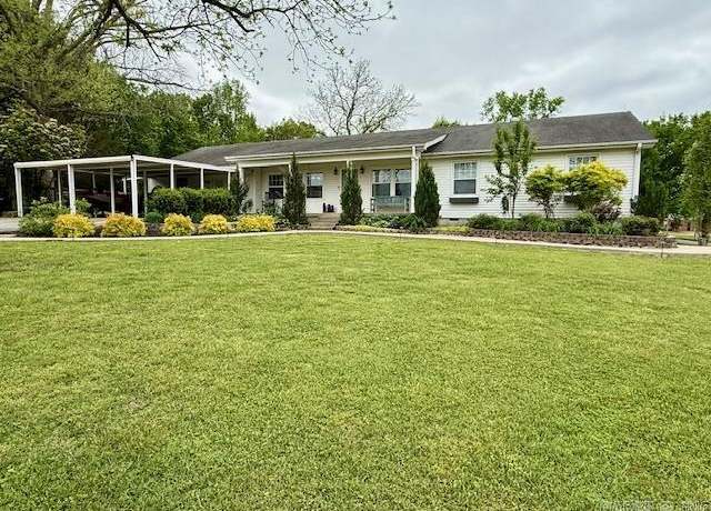 Property at 5 Whippoorwill Ln, Batesville, AR 72501, 3 beds, 3 baths