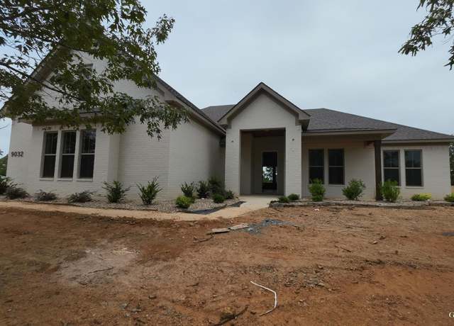 Property at 9032 Creek Vw, Bauxite, AR 72011, 4 beds, 3 baths