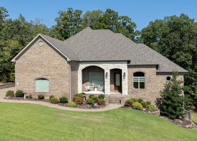 Property at 8 Weatherstone Pt, Little Rock, AR 72211, 3 beds, 3.5 baths
