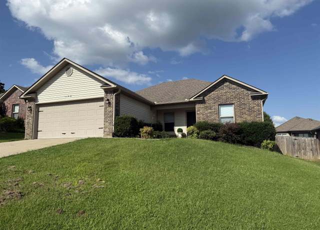Property at 1148 Meadows Dr, Benton, AR 72019, 3 beds, 2 baths