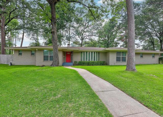 Property at 4101 Columbia, Texarkana, TX 75503, 3 beds, 2.5 baths
