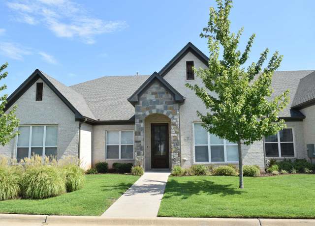 Property at 24 Saffron Cir, Little Rock, AR 72223, 2 beds, 2 baths