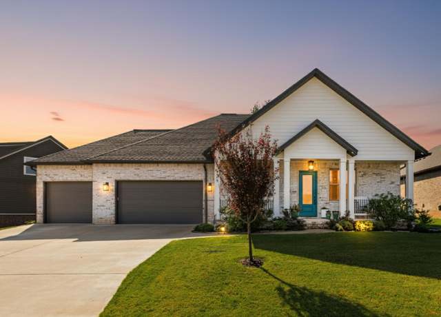 Property at 1109 Essex Dr, Benton, AR 72019, 4 beds, 2.5 baths