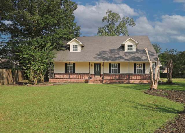 Property at 1900 Andy Cv, White Hall, AR 71602, 3 beds, 2.5 baths