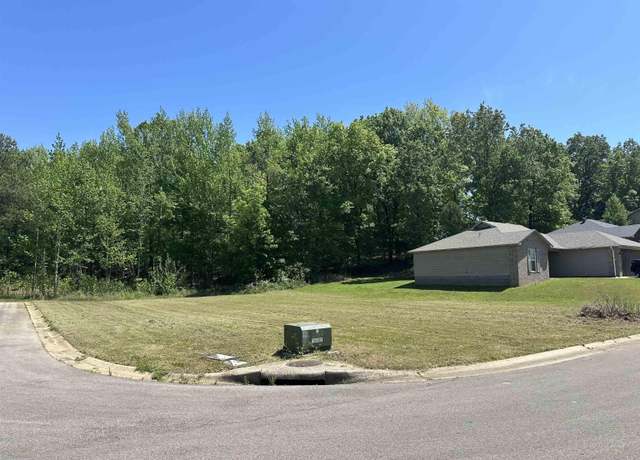 Property at 1128 Sandino Dr, Jonesboro, AR 72401