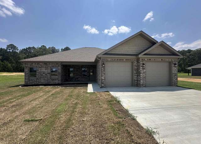 Property at 1104 Duke Dr, Bauxite, AR 72011, 3 beds, 2 baths