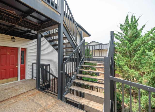 Property at 5371 Central Ave Unit 5L, Hot Springs, AR 71913, 2 beds, 2 baths