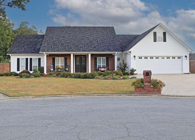 Property at 209 Grizzly Bear Cv, White Hall, AR, 4 beds, 4.5 baths