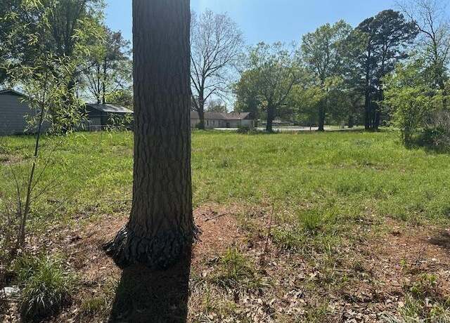 Property at 412 Harrison St, Lonoke, AR 72086