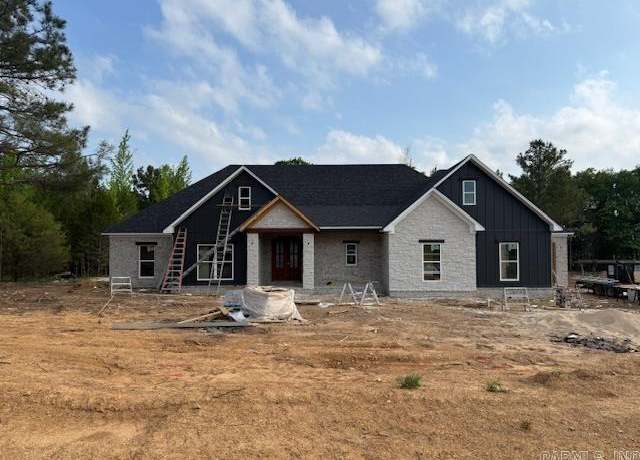 Property at 52 Ules Watson Dr, Greenbrier, AR 72058, 4 beds, 2.5 baths