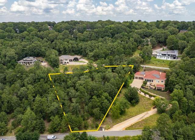 Property at 15 Woodglen Rd, Little Rock, AR 72207