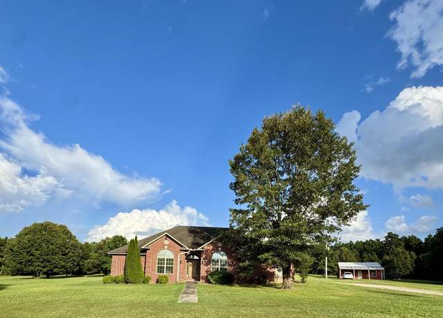 Property at 6583 Holcomb Ln, Pine Bluff, AR 71603, 5 beds, 3 baths