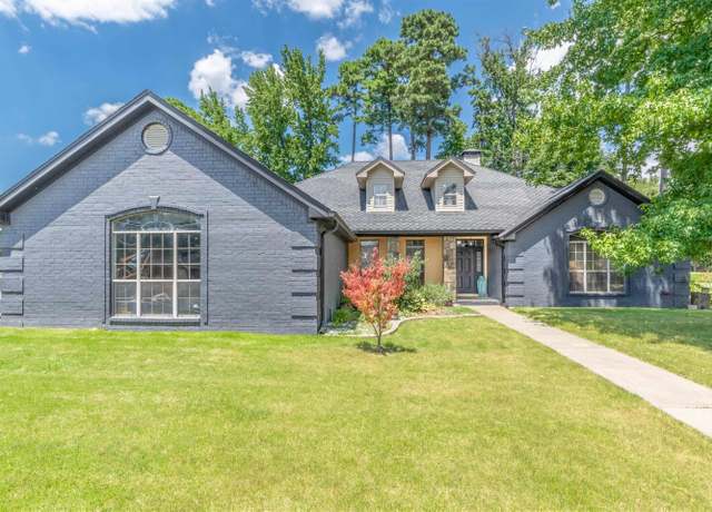 Property at 101 Marseille Dr, Maumelle, AR 72113, 4 beds, 2 baths