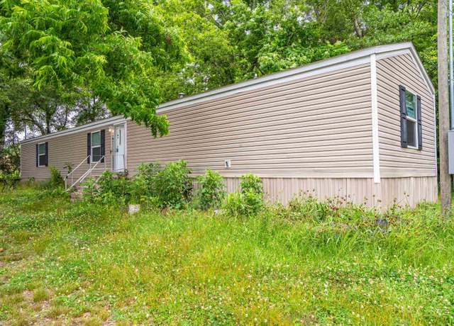 Property at 1306 Craig Ave, El Dorado, AR 71730, 3 beds, 2 baths