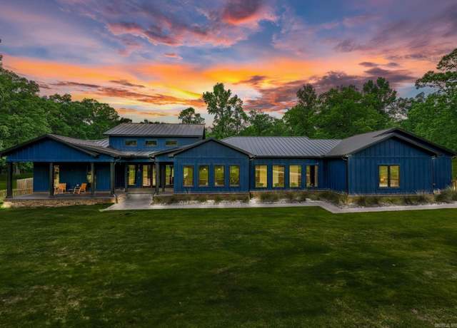 Property at 39700 Highway 10, Bigelow, AR 72016, 3 beds, 3.5 baths