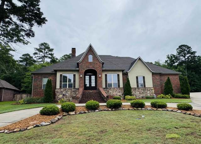 Property at 350 Wellesley, Conway, AR 72034, 3 beds, 2.5 baths