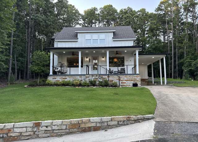 Property at 110 Lakeview Dr, Fairfield Bay, AR 72088, 3 beds, 2 baths