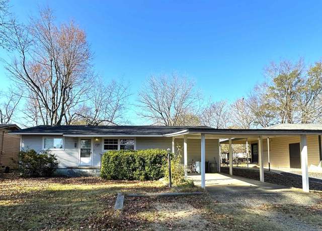 Property at 1107 Glenaire St, Mena, AR 71953, 3 beds, 1 bath