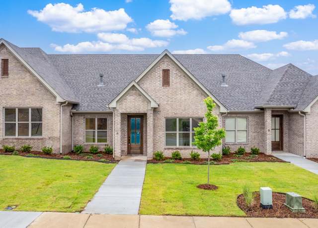 Property at 6 Driftwood Ln, Little Rock, AR 72223, 2 beds, 2 baths