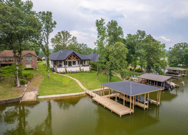 Property at 696 Farr Shrs, Hot Springs, AR 71901, 4 beds, 3.5 baths