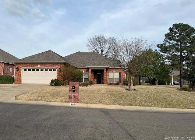 Property at 114 Sand Pebble St, Hot Springs, AR 71913, 3 beds, 2 baths