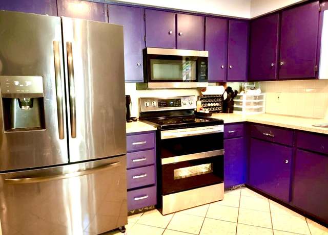 Property at 104 Castle Hill Dr, Mountain Home, AR 72653, 2 beds, 2 baths