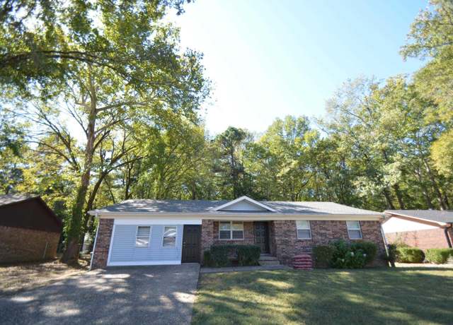 Property at 5320 Timberland Dr, Little Rock, AR 72204, 3 beds, 2 baths