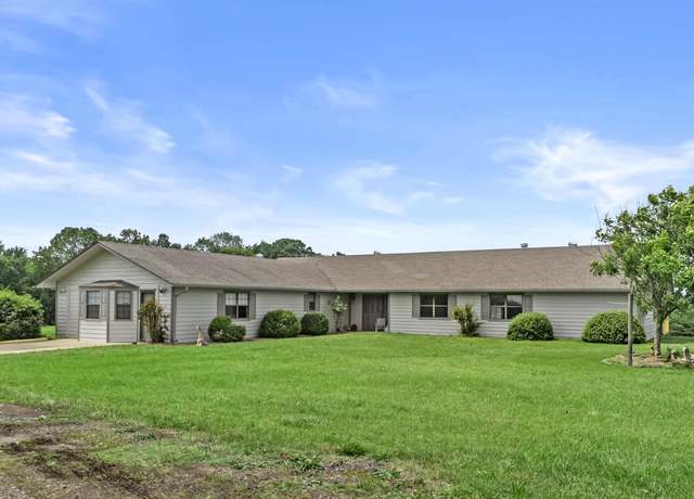 Property at 105 Traci Ln, Heber Springs, AR 72543, 4 beds, 3.5 baths