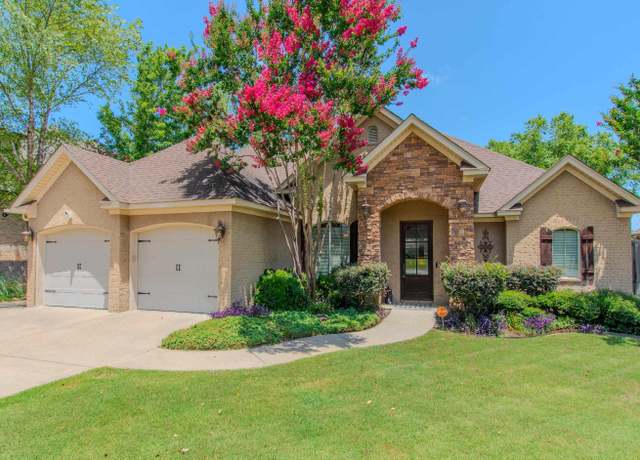 Property at 3611 Robinwood Cir, Bryant, AR 72022, 3 beds, 2.5 baths