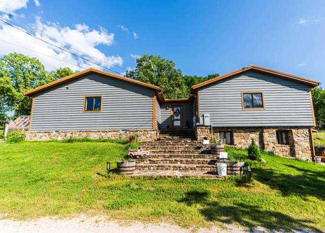 Property at 1958 Mc 4042, Yellville, AR 72687, 3 beds, 3 baths