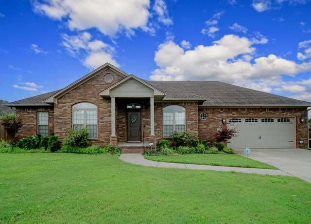 Property at 85 Larkspur Ct, Russellville, AR, 4 beds, 2.5 baths